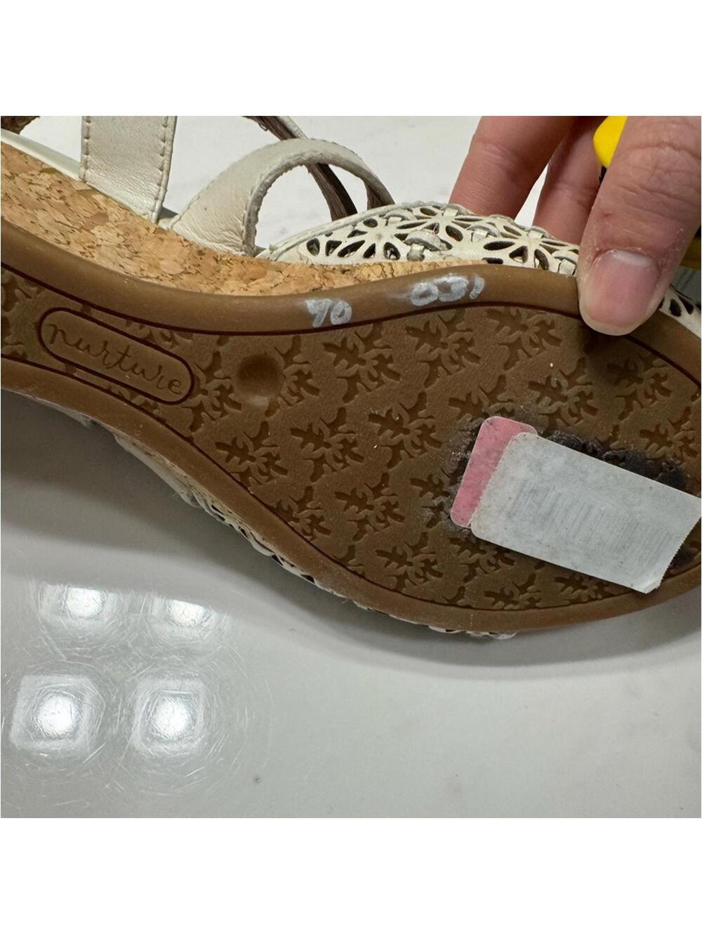 NWOB Nurture Harper Rice White Leather Summer Cork Wedge Wrap Sandals- Size 7.5M - Picture 3 of 5